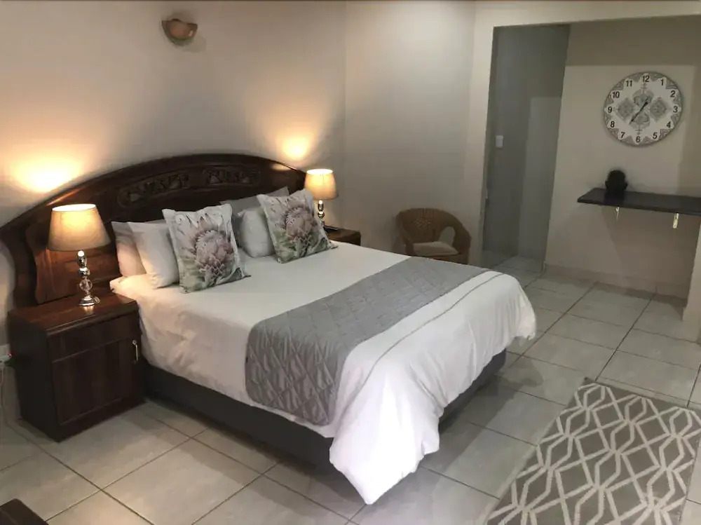 Big "5" Guesthouse
