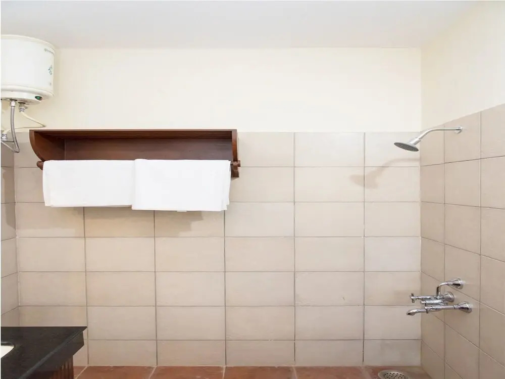 OYO 10949 Home Mount View 3BHK Villa Goverdhan Vilas