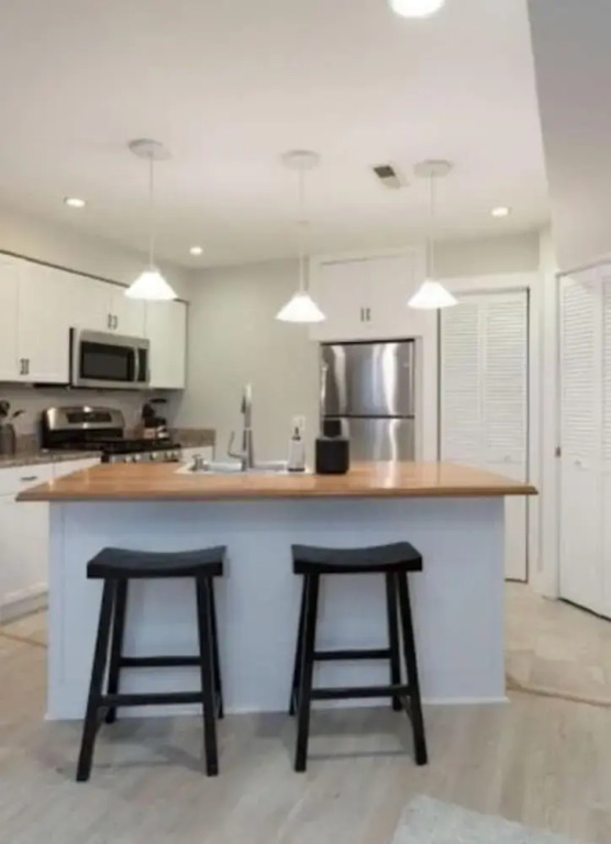 Lovely Washington DC Dupont Circle 2 Bedroom 2 Bathroom Apartment 4 Guests