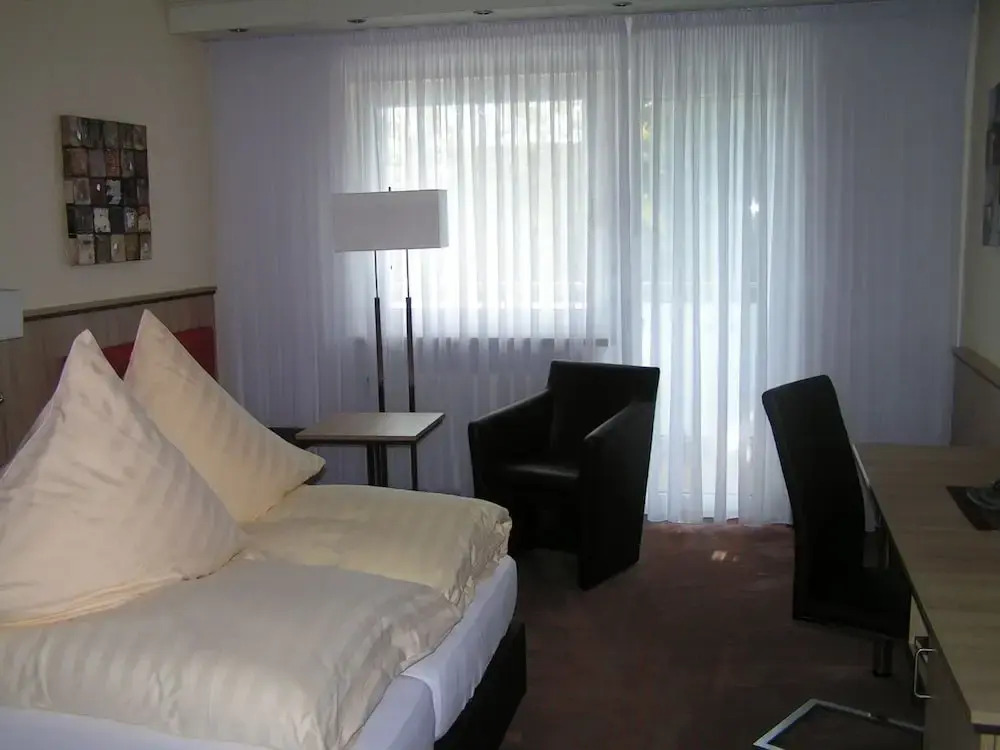 Dreispitz -B&B-Hotel Garni