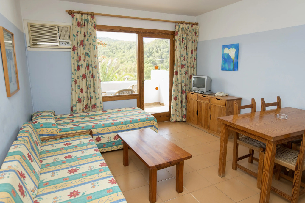 Apartamentos San Miguel Park & Esmeralda Mar