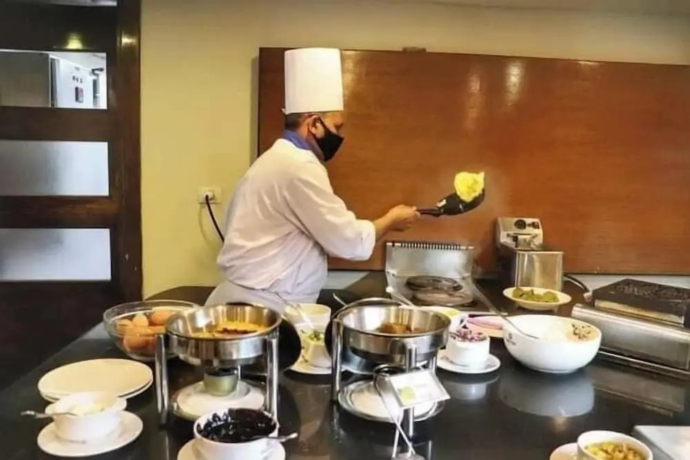 ڤيلا بجاردن في كومبوند لاڤيستا توباز العين السخنه