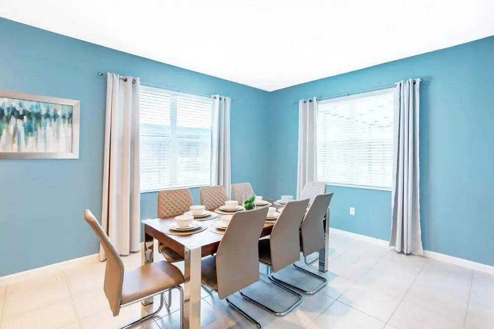 5BR Luxury Family Home w BBQ Pool and Theater