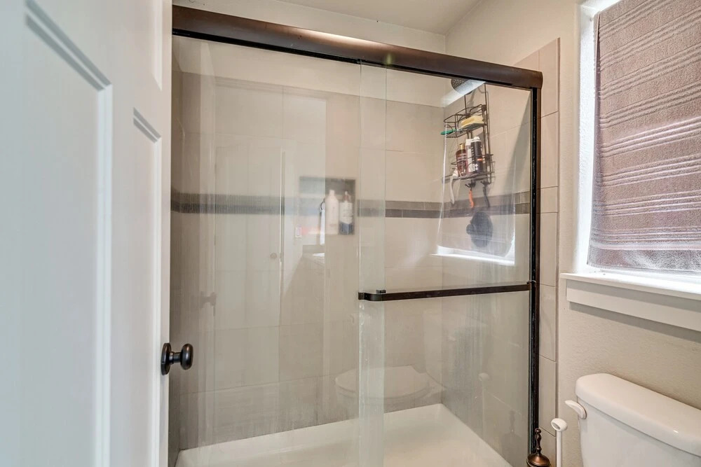 Walk to Park & Creekside Trails! Modern Sandy Home