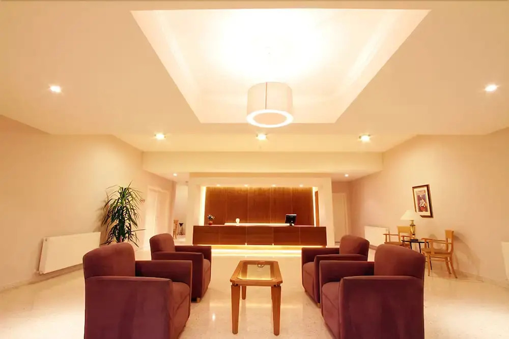Saltus Hotel