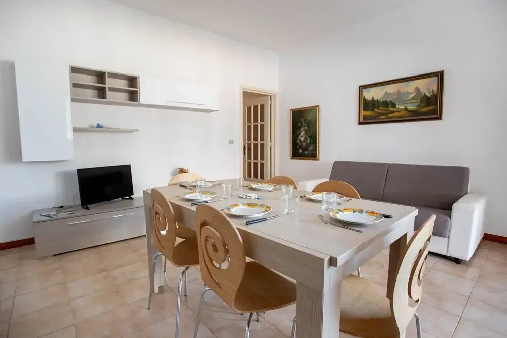 Mango Apartments by ThePuglia