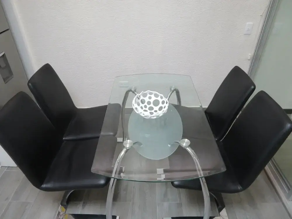 Suite and Apartment Well Located In Quito