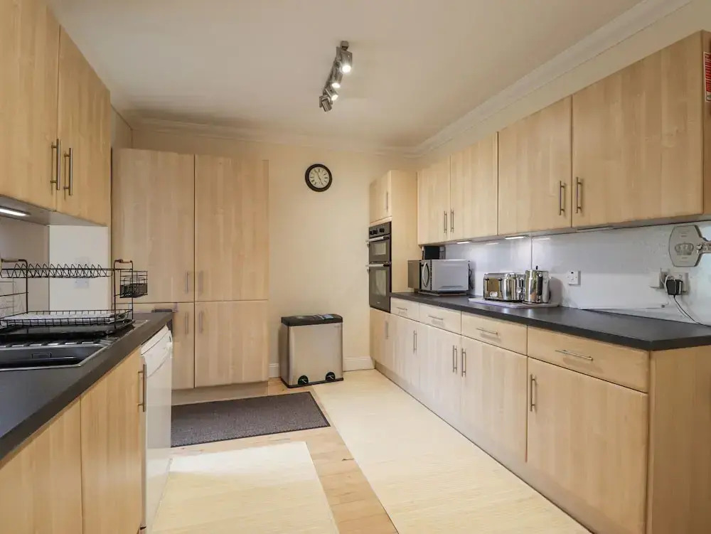 16 Fairfield Road