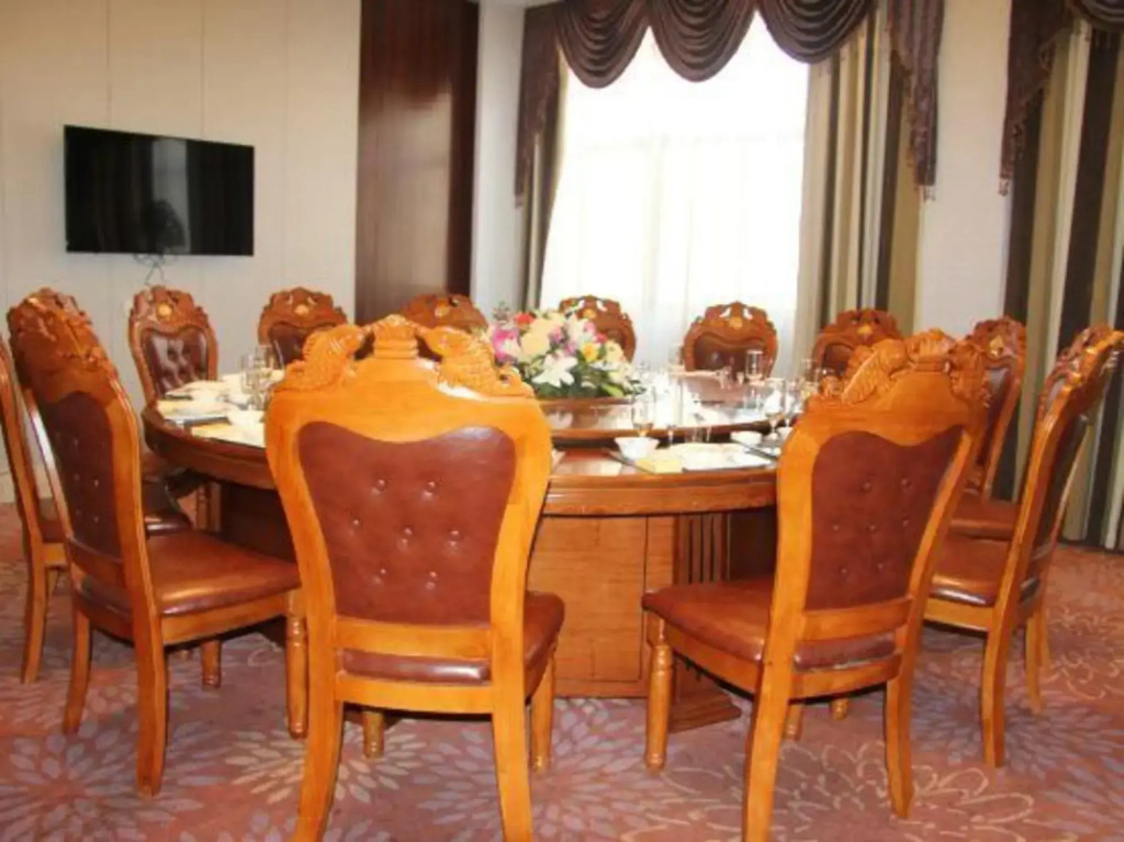 Houde Hotel
