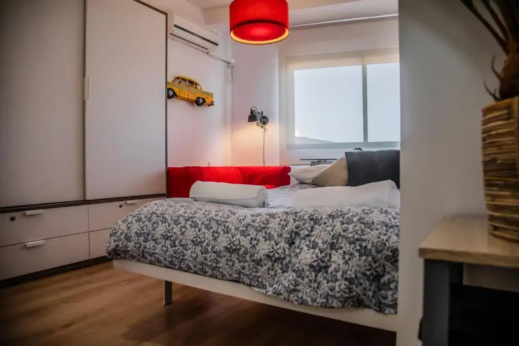 FIBES Apart Loft by Valcambre
