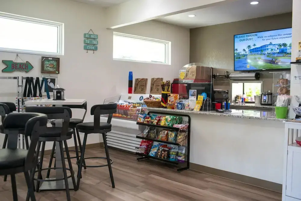 Sugarloaf Key Hotel at KOA Resort