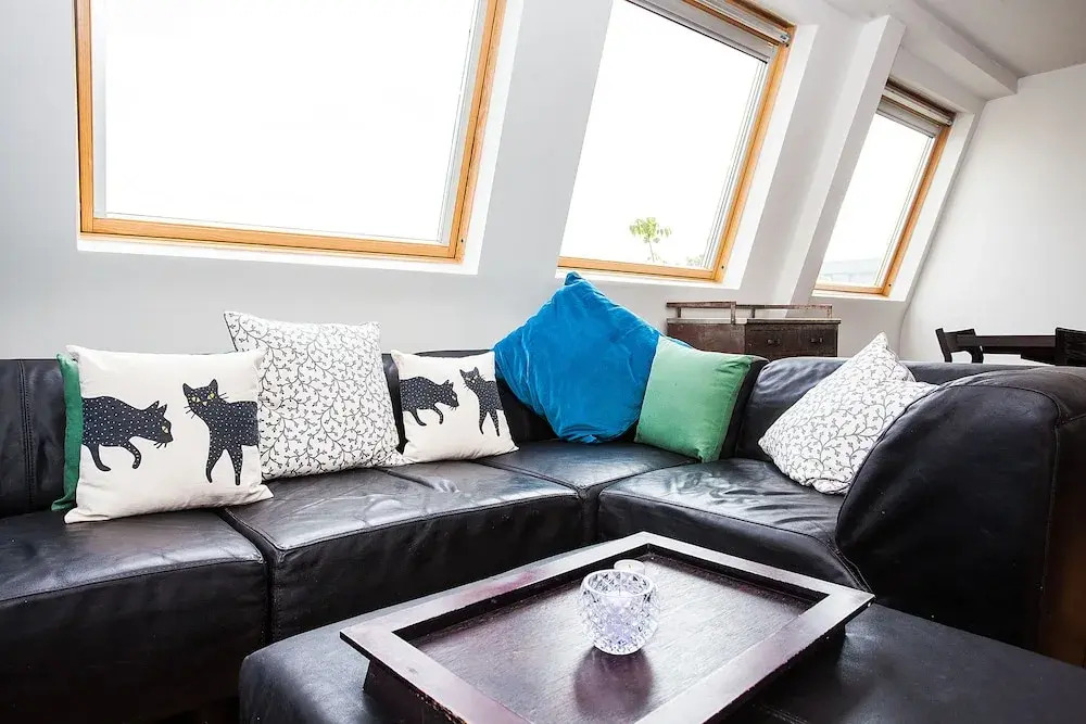 Spacious Top-Floor Flat With Stunning Roof Terrace
