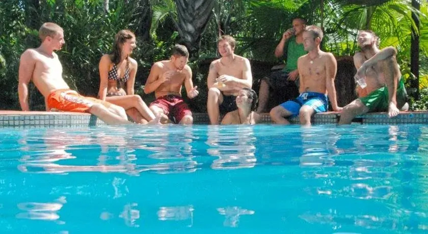 Dougies Backpackers Resort