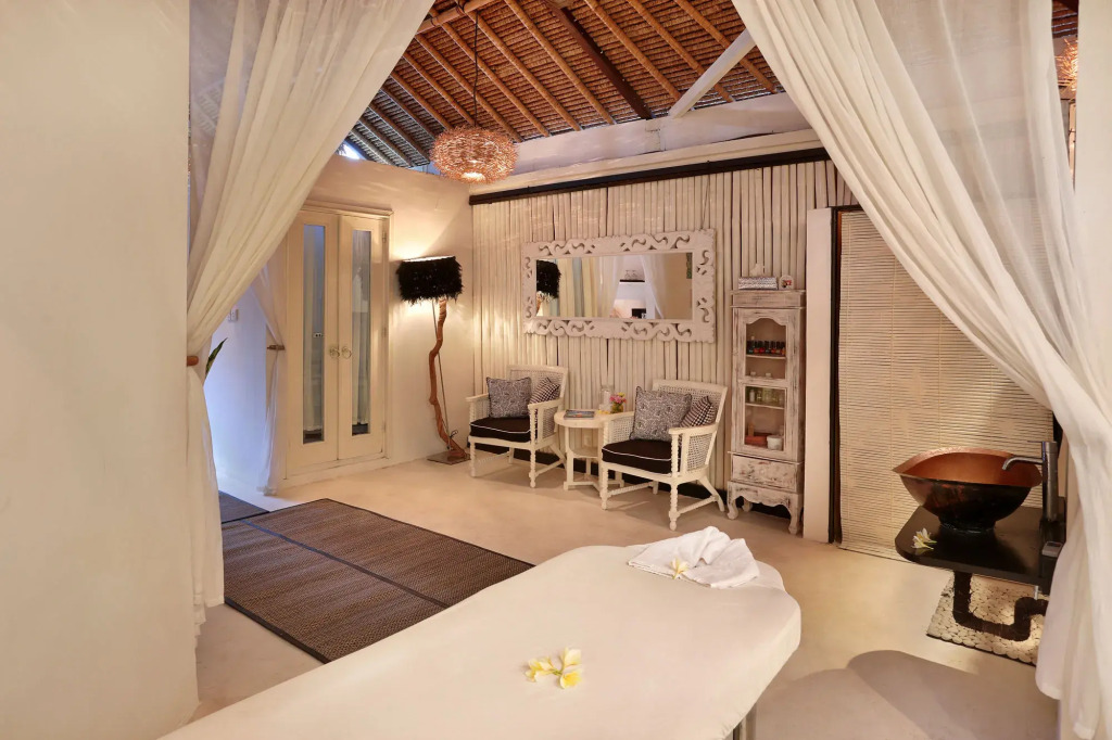 Gajah Biru Bungalows