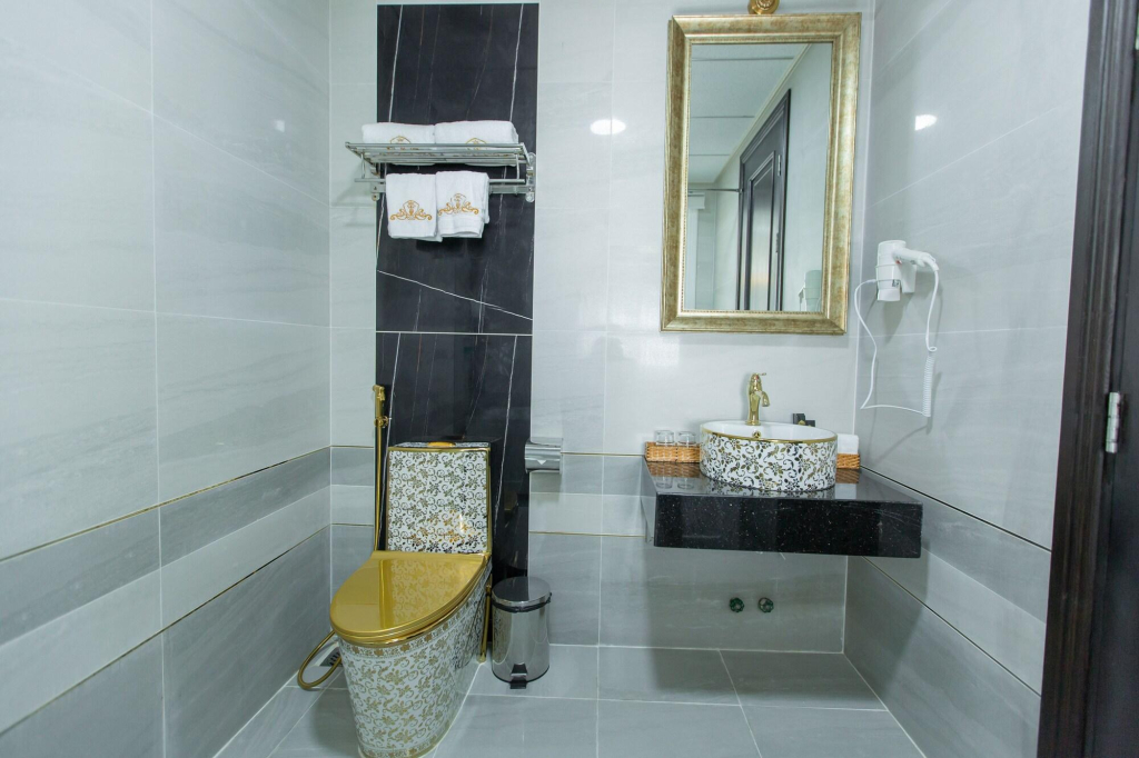 Queen T&T Dalat Hotel