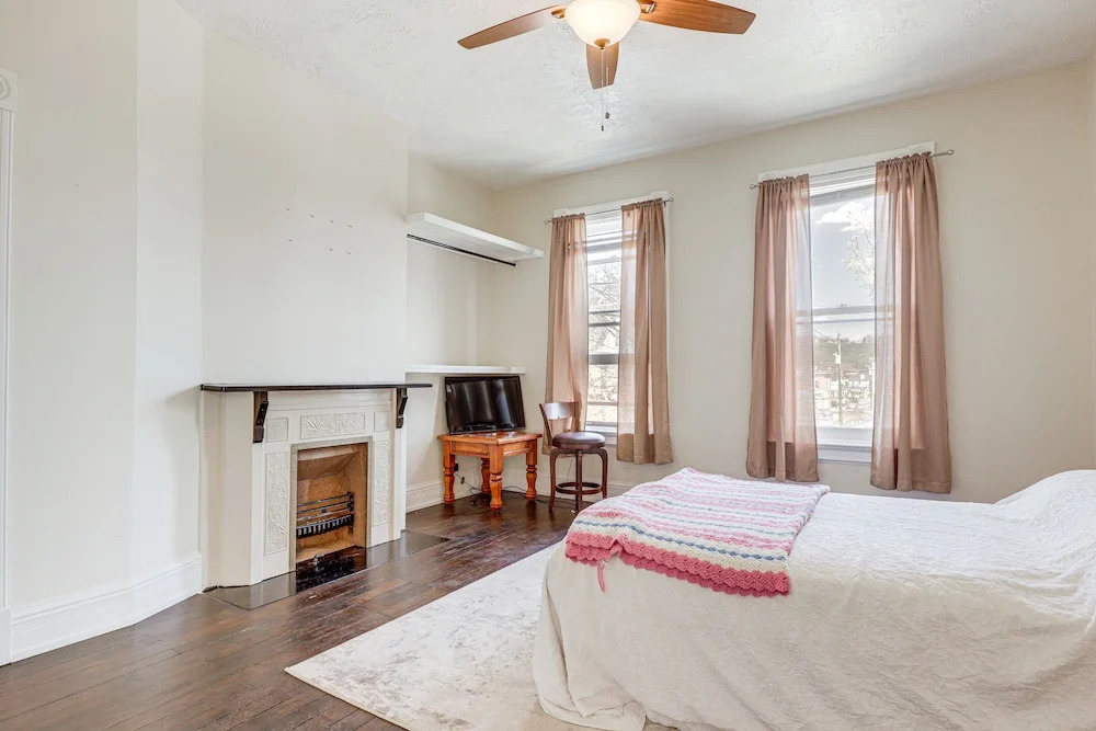 Pet-friendly Kentucky Home w/ Deck & Private Yard!