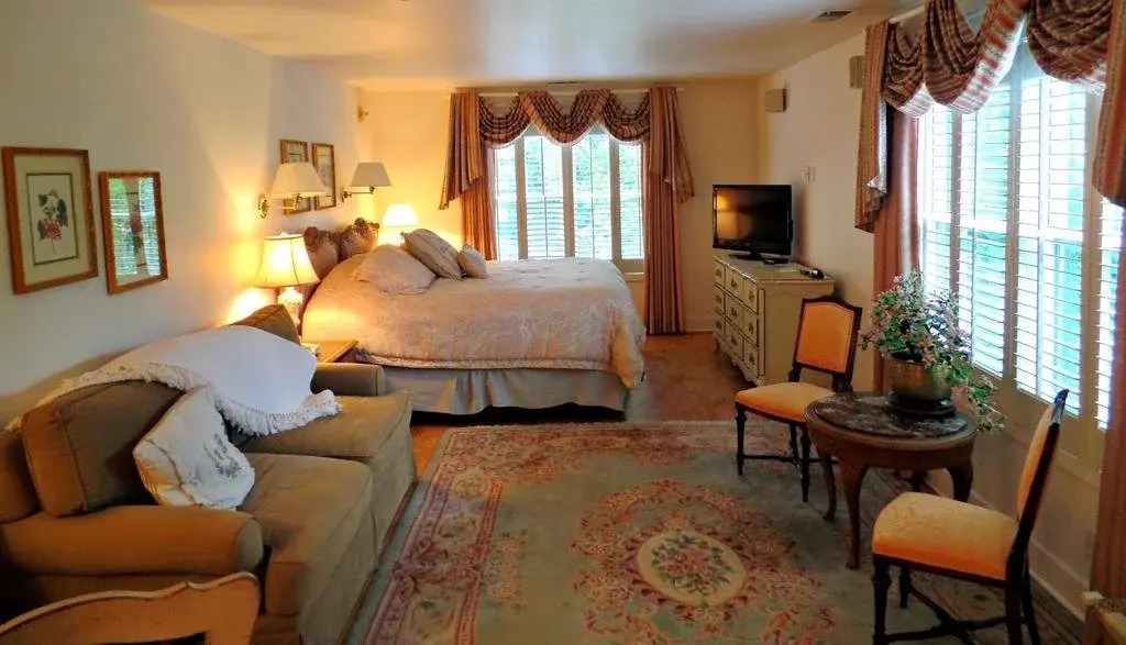 Secret Garden Inn