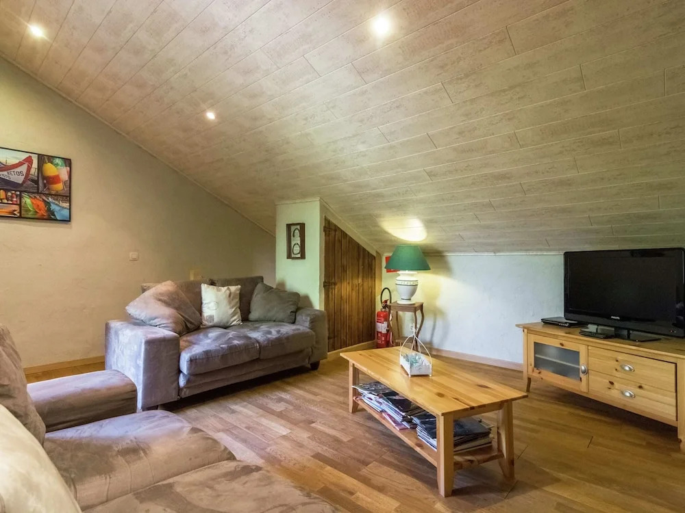 Tranquil Apartment in Sensenruth With Barbecue