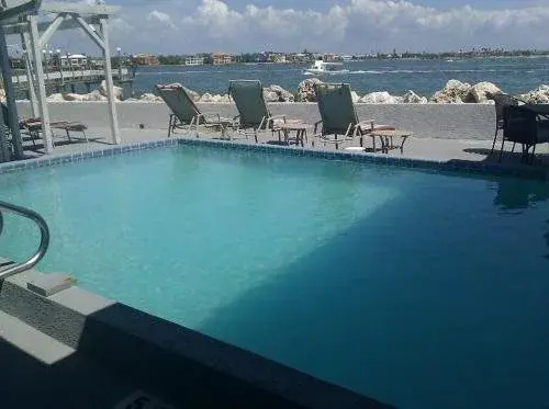 Island's End Resort