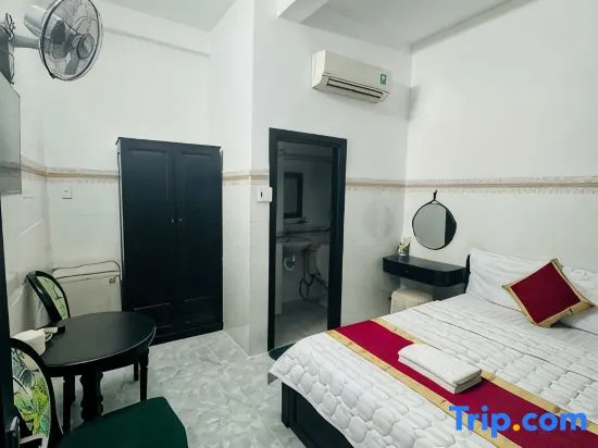 Phú Gia Hotel Phu My Quan 7