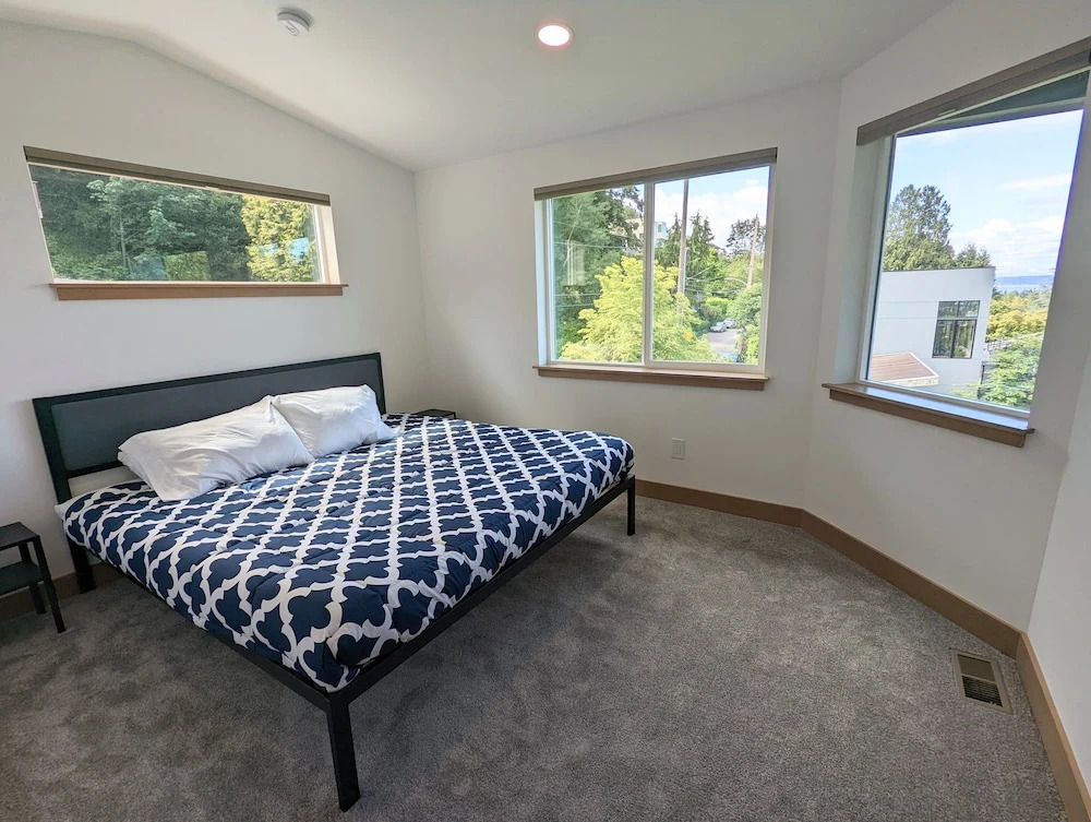 Seattle Vacation Home Alki Beach House