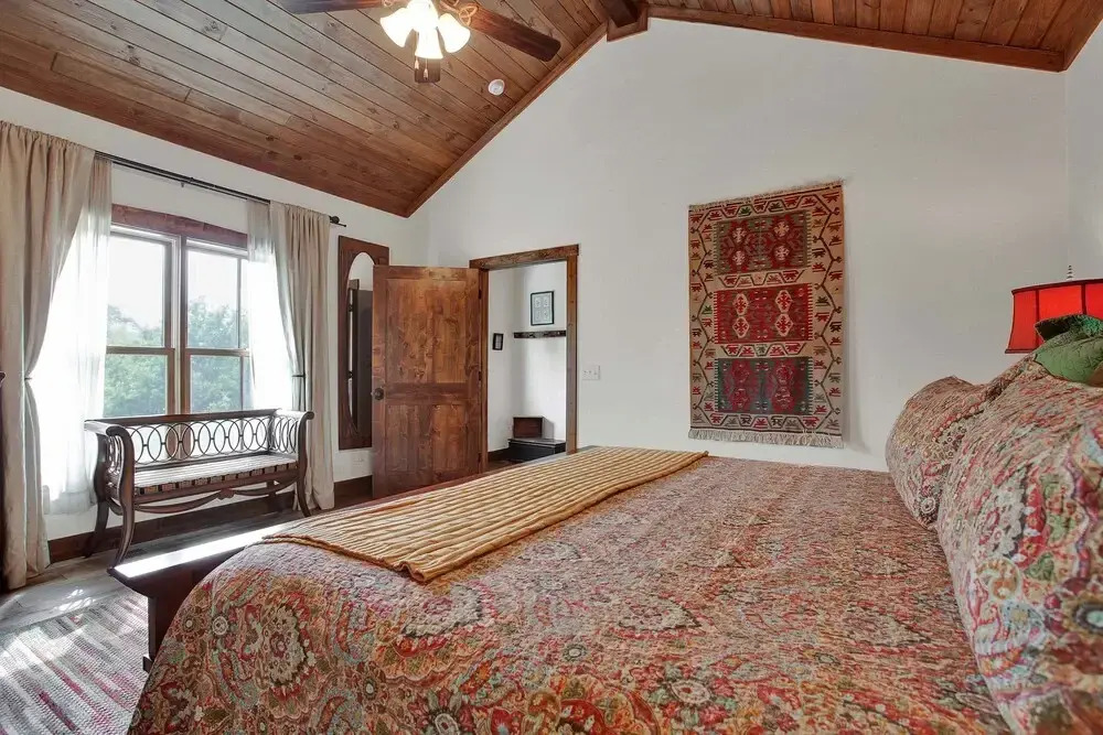 New! Luxury Home Near Main St. w/2 Hottubs&firepit