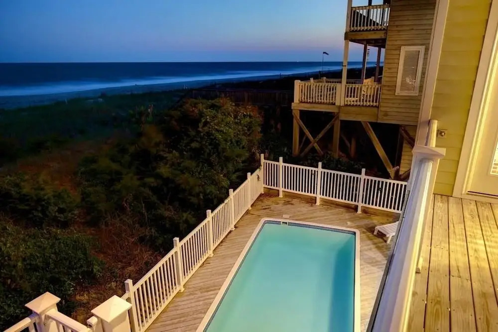 R and R By The Sea - 4 Br Home