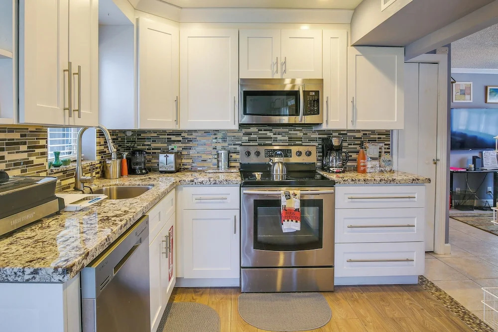 Private Pool & Patio: Fort Lauderdale Home!
