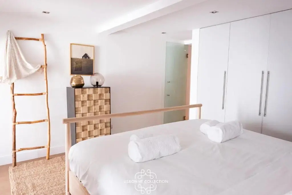 One Bedroom with Terrace in Alfama Centre 75 by Lisbonne Collection
