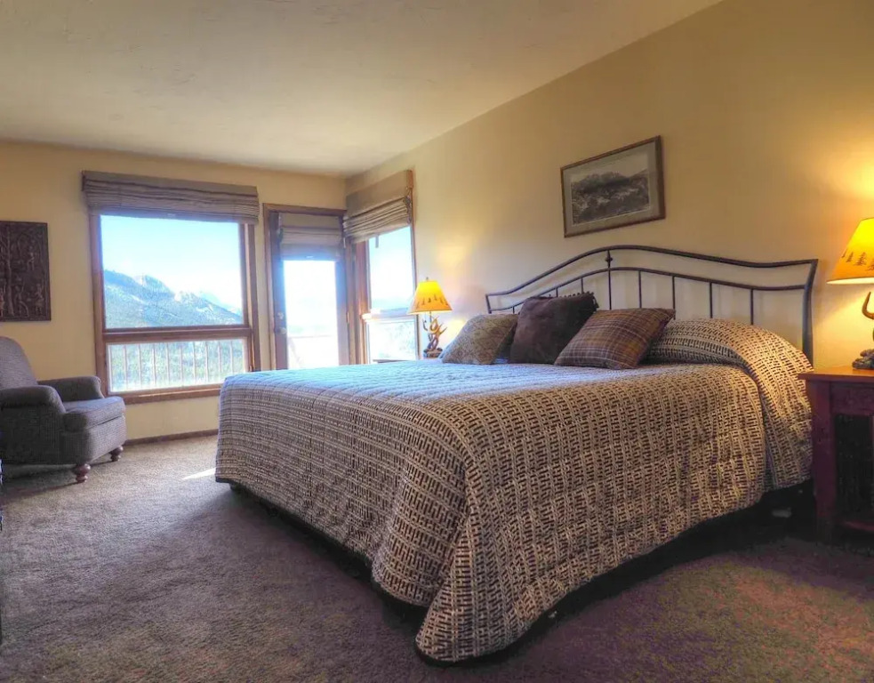 1421 Saint Moritz Condo #1 - 3 Br Condo