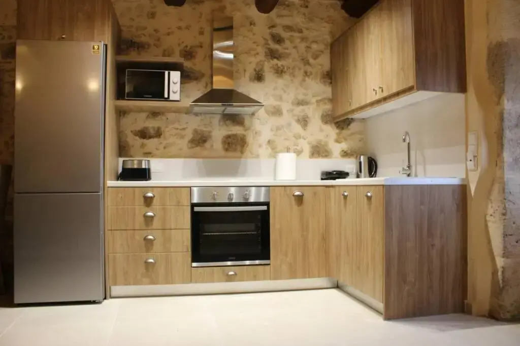Stone Villa with swimming pool-BBQ
