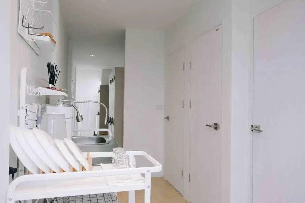 820house - Entire Floor 4 beds