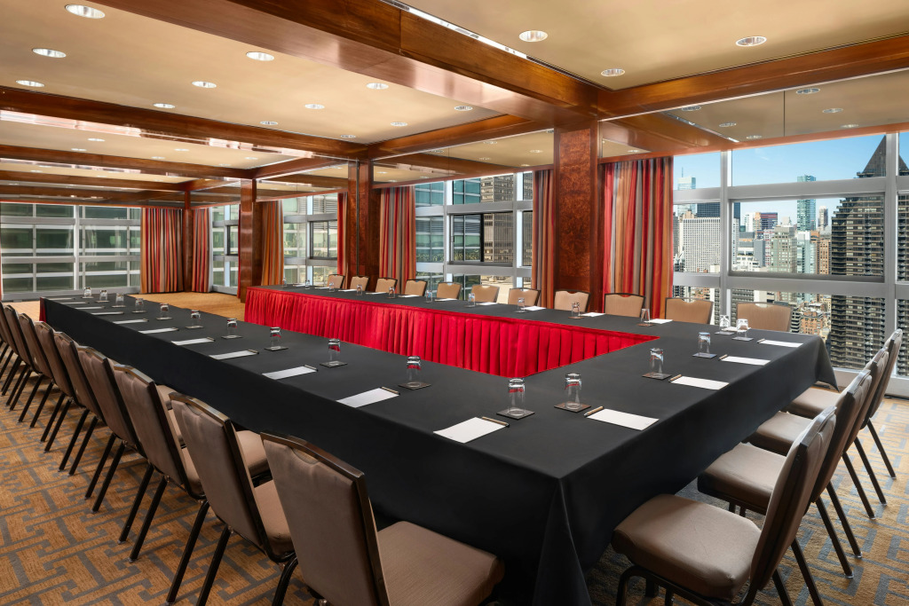 Отель Millennium Hilton New York One UN Plaza