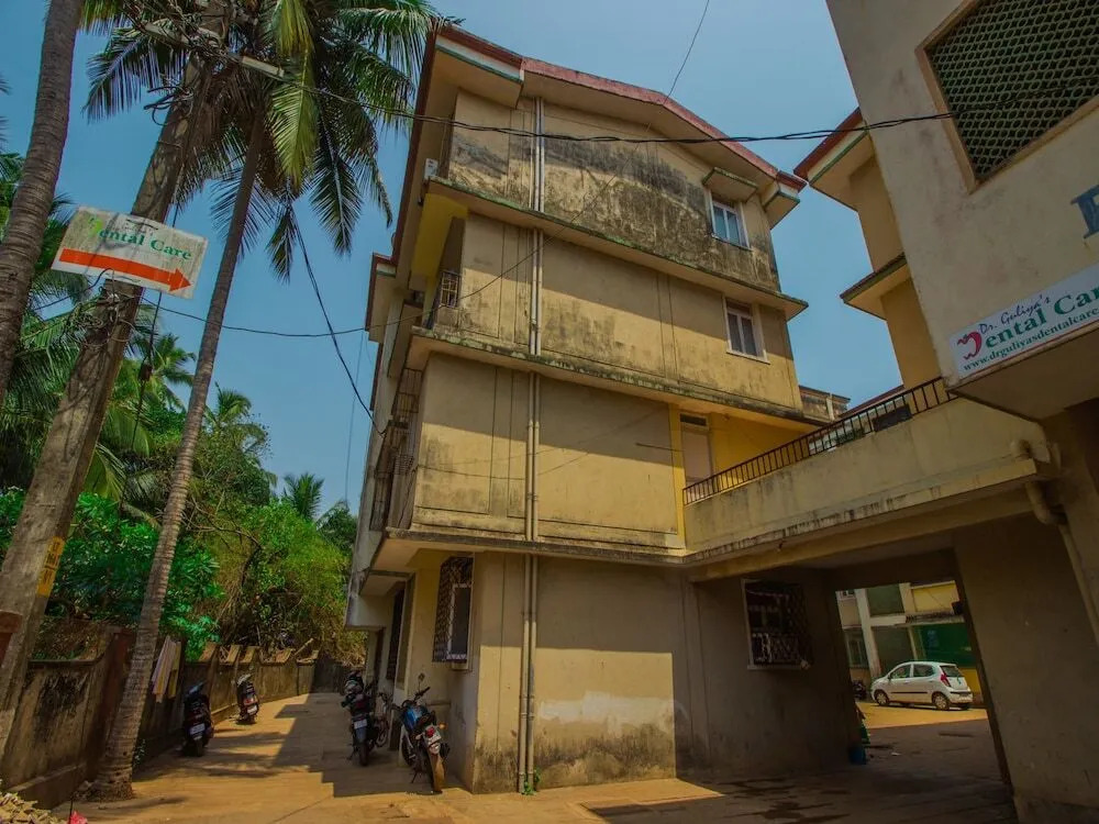 OYO 13065 Home Graceful 1BHK Baga