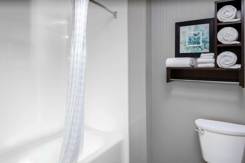 Homewood Suites by Hilton Phoenix Airport South