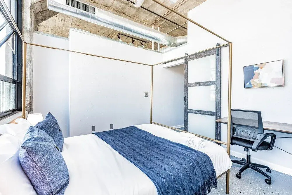 Stunning Architect Loft by Cozysuites