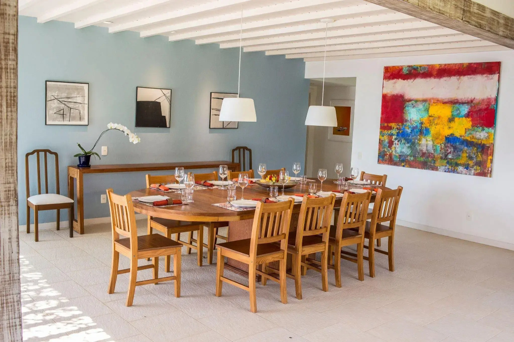 Exuberância & Acesso Direto à Praia da Tartaruga com Uma Vista Única Por Luxury Rentals