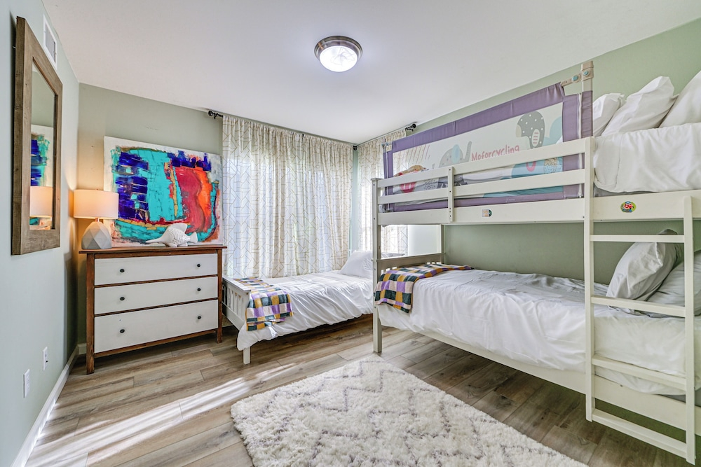 1 Mi to Beach! San Clemente Gem w/ Rooftop Patios