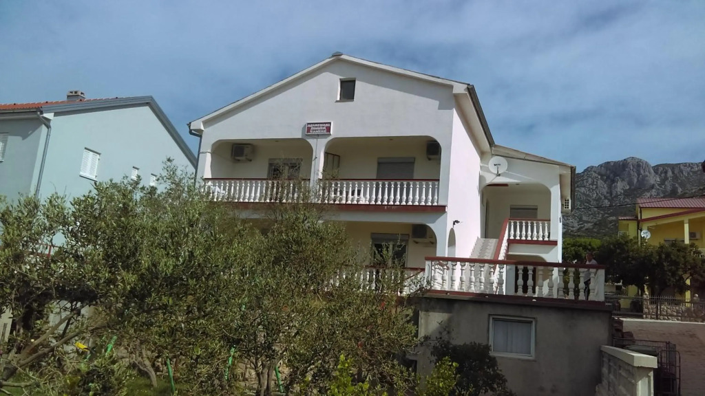 Guesthouse BILI