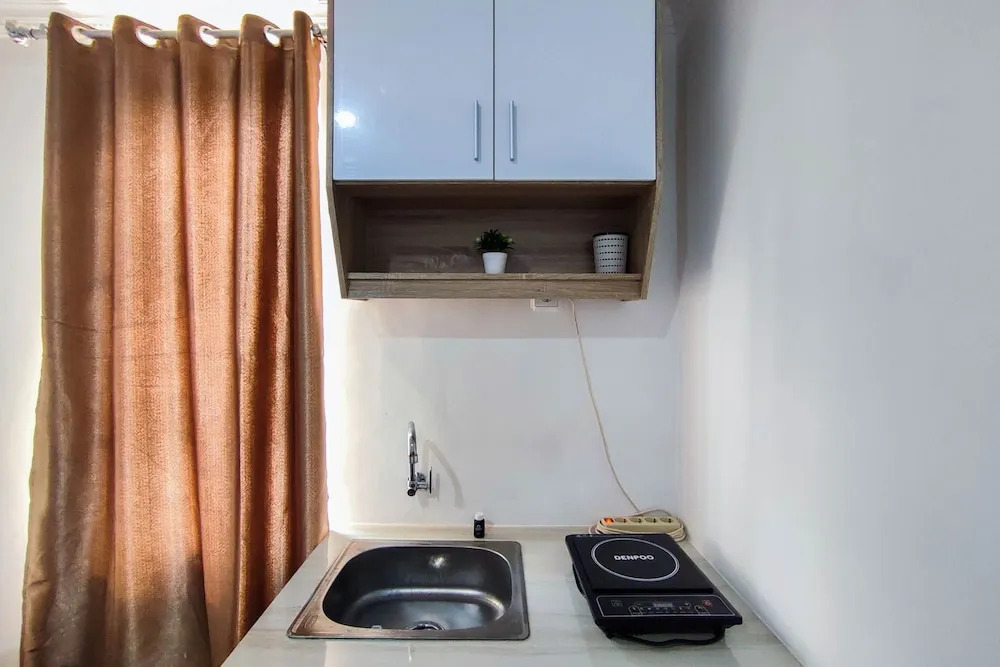 Comfort And Well Design Studio At Paltrow City Apartment