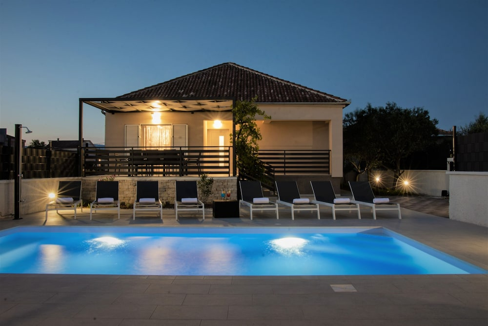 Villa Residence Sunrise