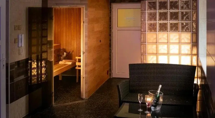 Hotel Bon