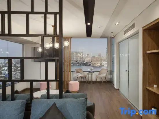 V Hotel Cairo