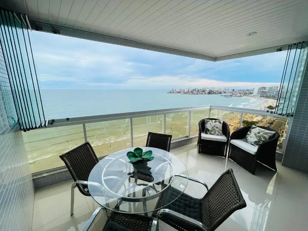 Topíssimo apartamento beira mar praia do morro