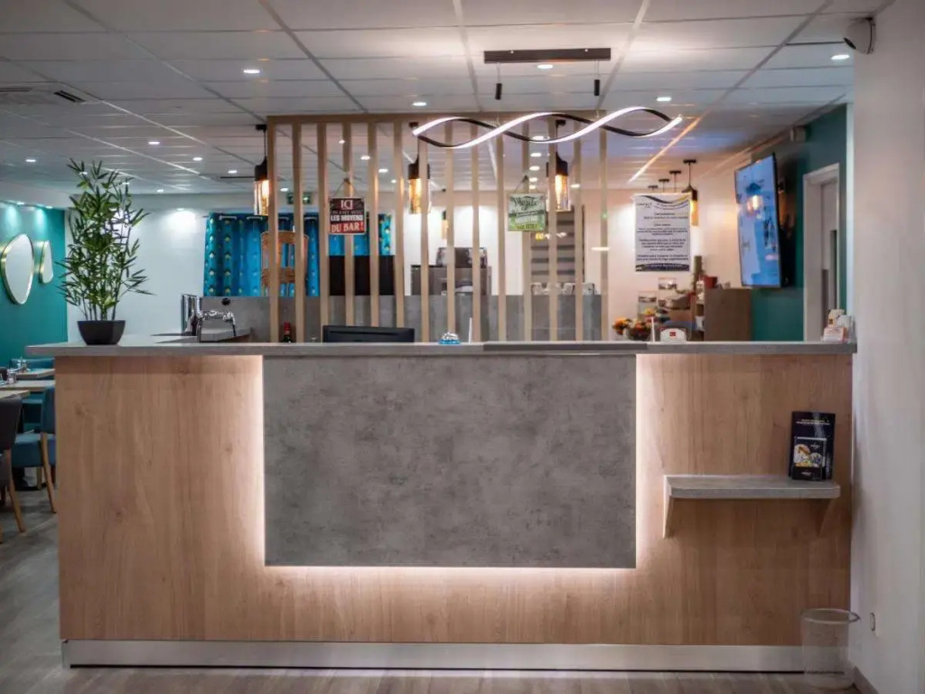 Contact Hotel Bleu France Eragny Cergy