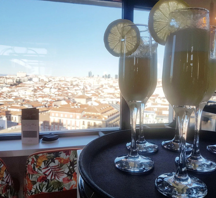 Hostal Gran Via 44