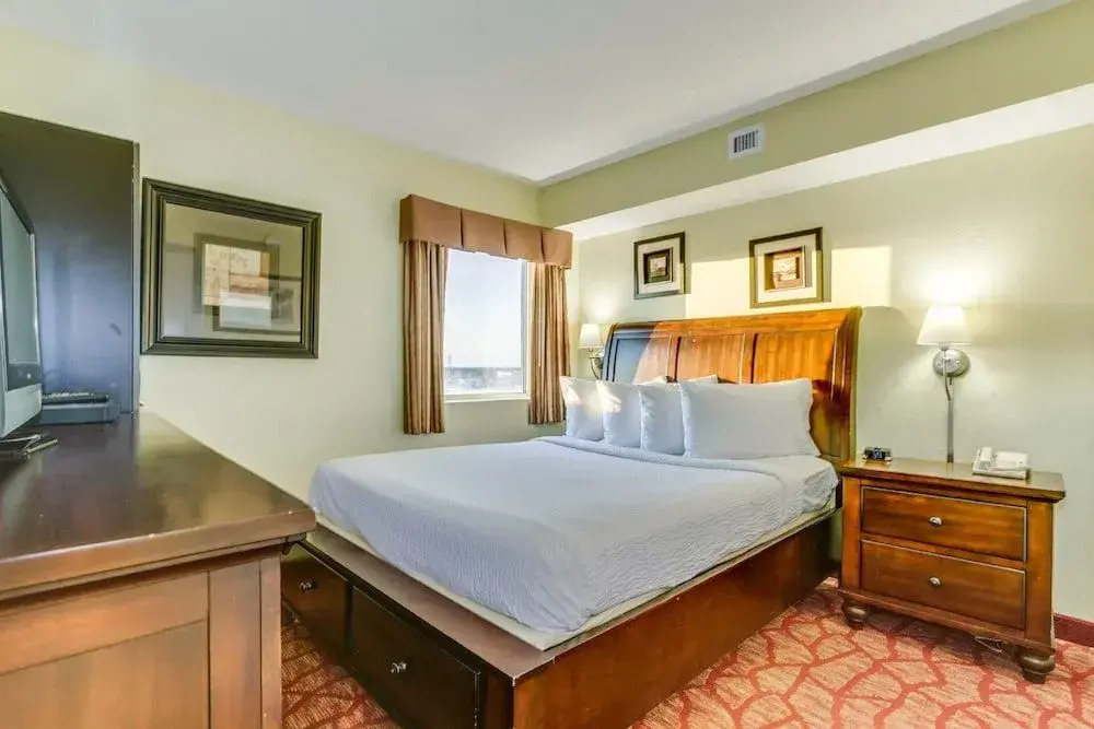 1Br Condo In Bayview Resort