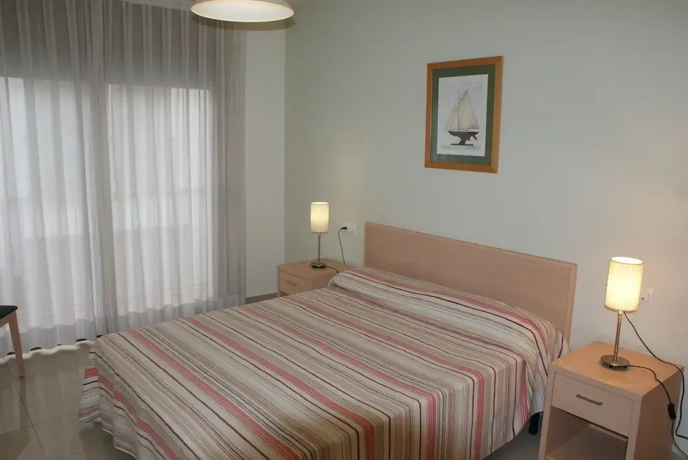 Apartment Enric Serra 1-5