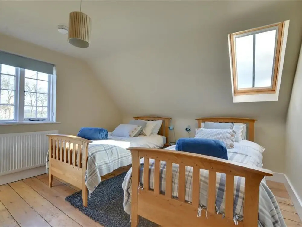 Gorgeous Holiday Home Overlooking the Spacious County of Weald of Kent