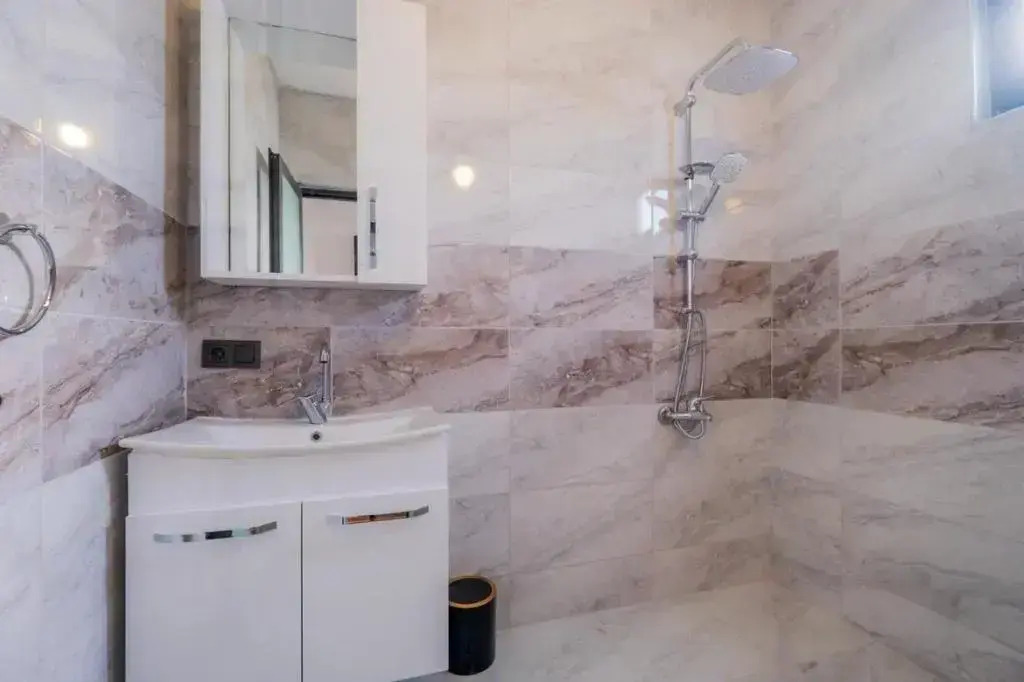 BD Luna Villas